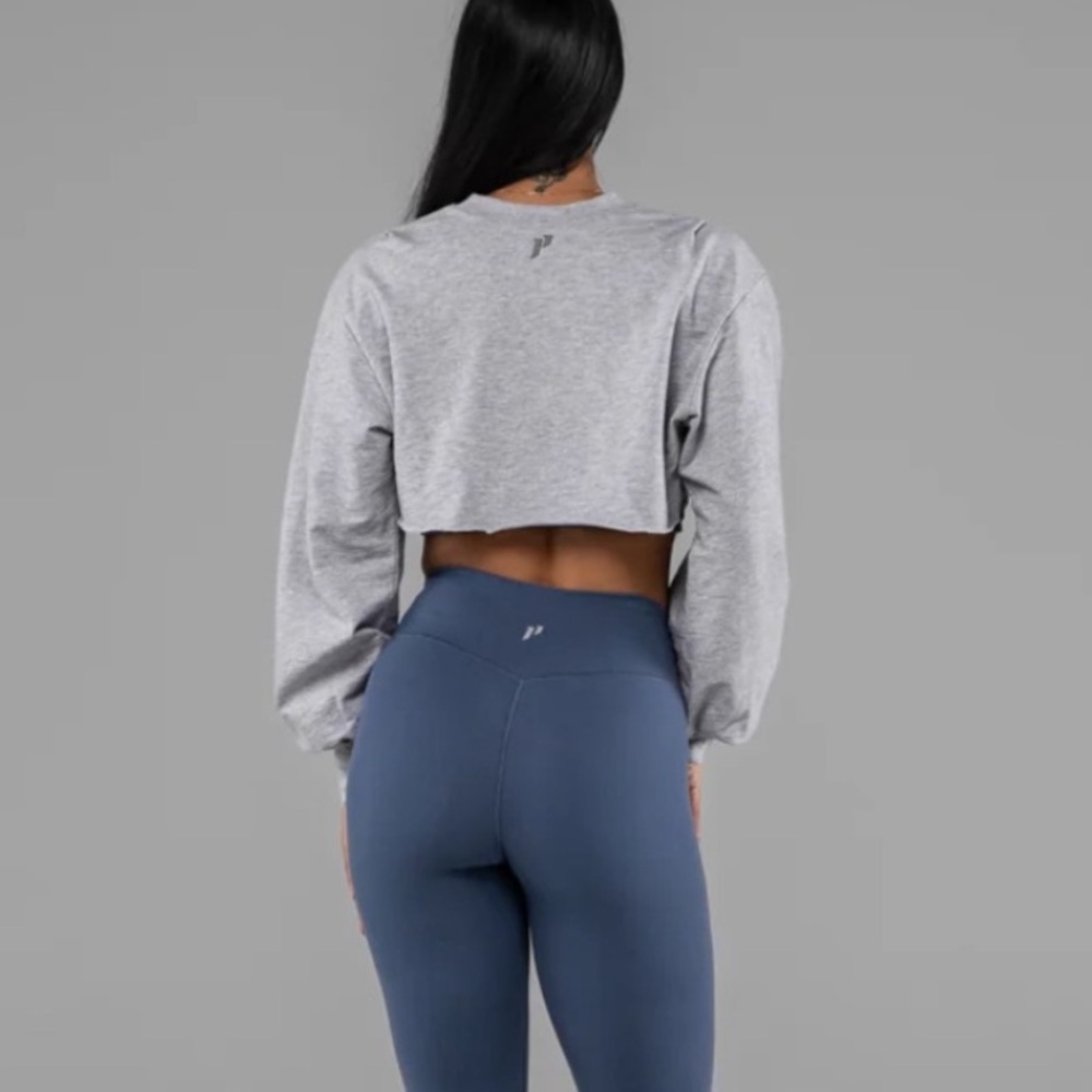 1st Phorm NWT Refine Ultra Crop Light Heather Grey Size Medium - Picture 2 of 15